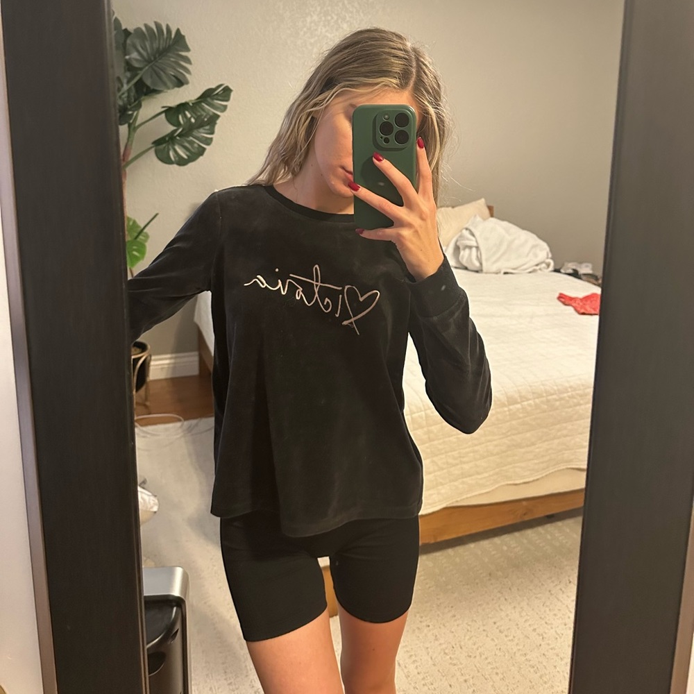 🌷Victorias Secret sweater -XS🌷